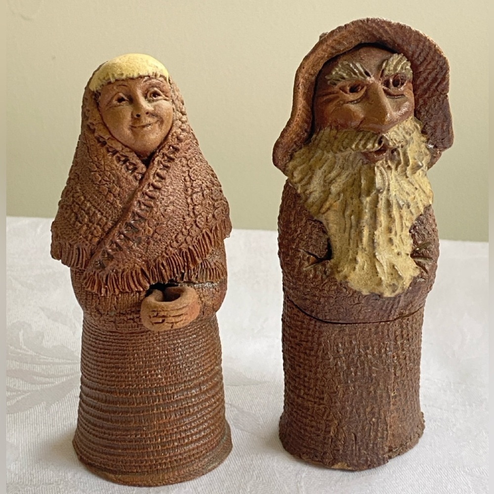 2 VINTAGE Windridge House Gentlefolk Ceramic Art Pottery Wizard & Lady